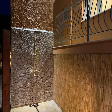 Terpsichore's House דירה סאמי